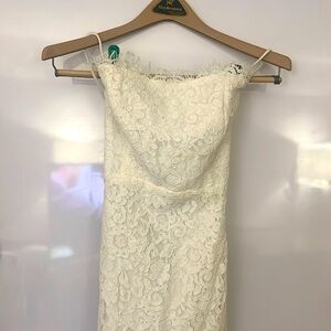 Lulu’s lace dress